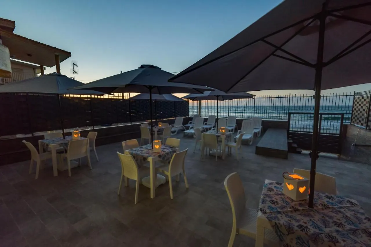 Bed and Breakfast Castello Di Sabbia Трабия Италия